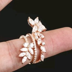 Floral rose gold & white sapphire ring